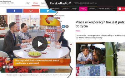 Ma cztery mieszkania i mieszka w kamperze?